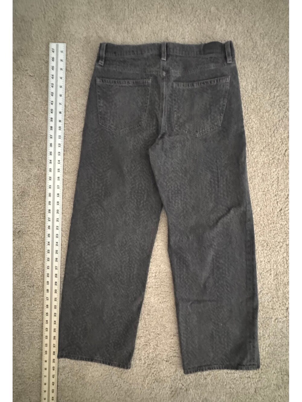 American Eagle Snake Print High Waisted Stovepipe Jeans - Picture 4 of 8